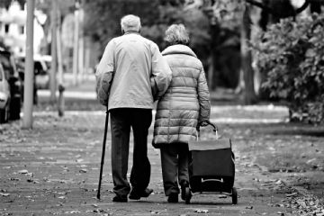 Riapertura avviso per La Costituzione Di Una Lista Di attesa Per Il Servizio Di Assistenza Socio-assistenziale per persone Anziane Non Autosufficienti